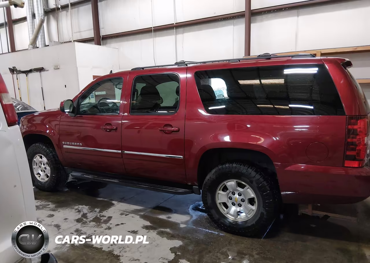 2011 Chevrolet Suburban Ls VIN:1GNSKHE39BR230548 - 14