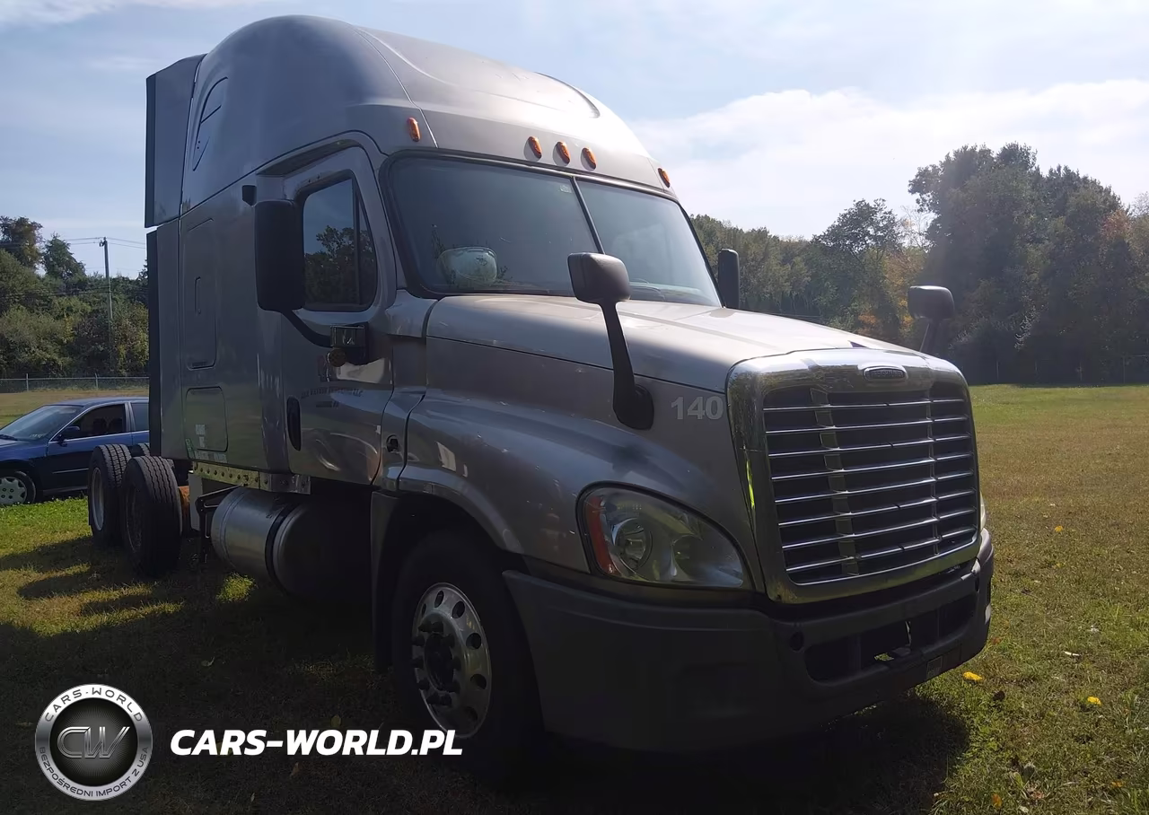 2013 Freightliner Cascadia 125