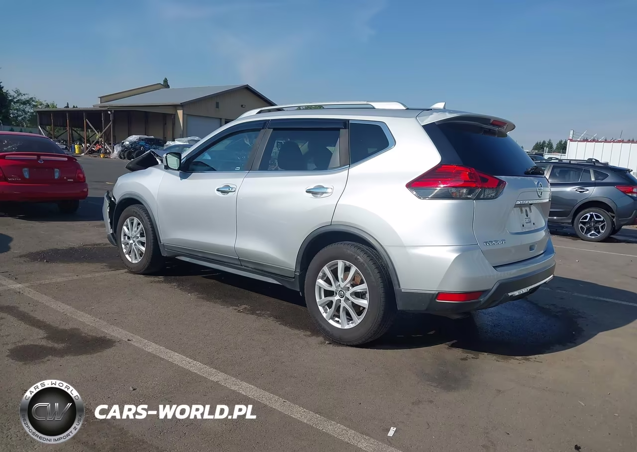2017 Nissan Rogue Sv VIN:KNMAT2MT2HP530274 - 3
