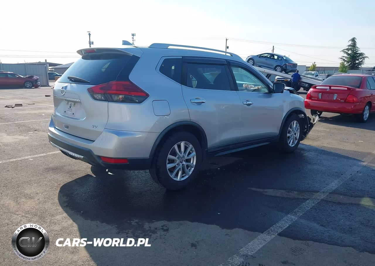 2017 Nissan Rogue Sv VIN:KNMAT2MT2HP530274 - 4