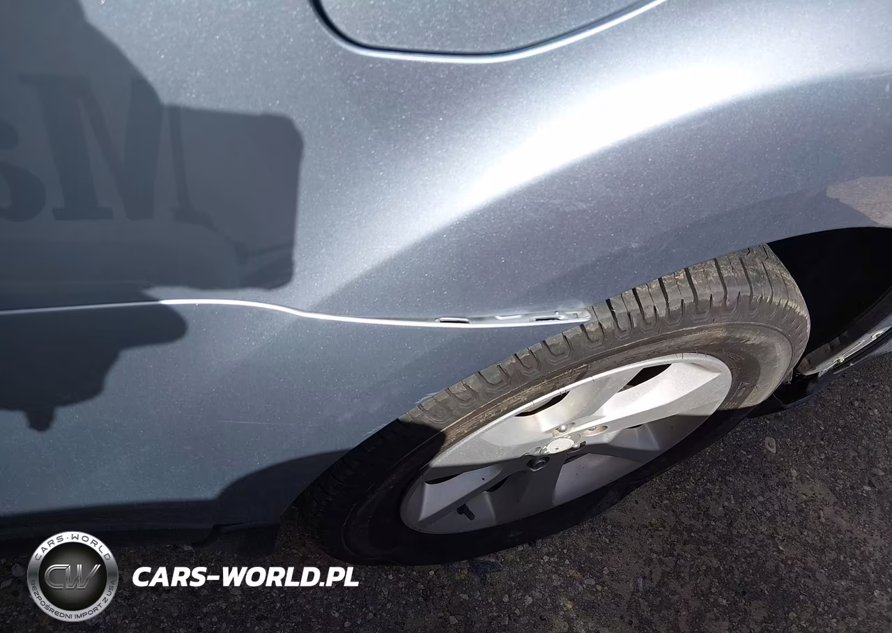 2014 Subaru Outback 2.5I Premium VIN:4S4BRCCC3E3284537 - 17