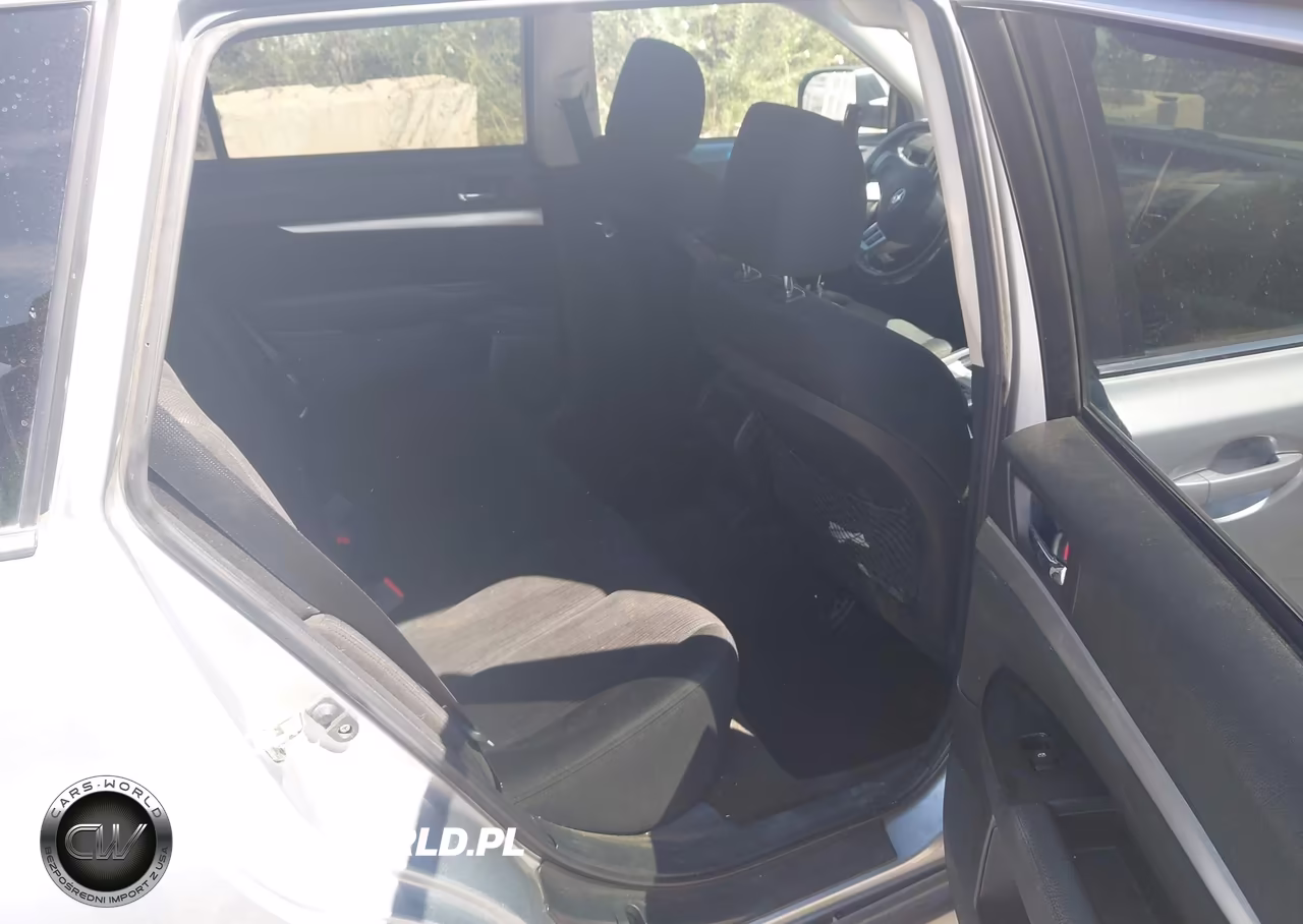 2014 Subaru Outback 2.5I Premium VIN:4S4BRCCC3E3284537 - 8