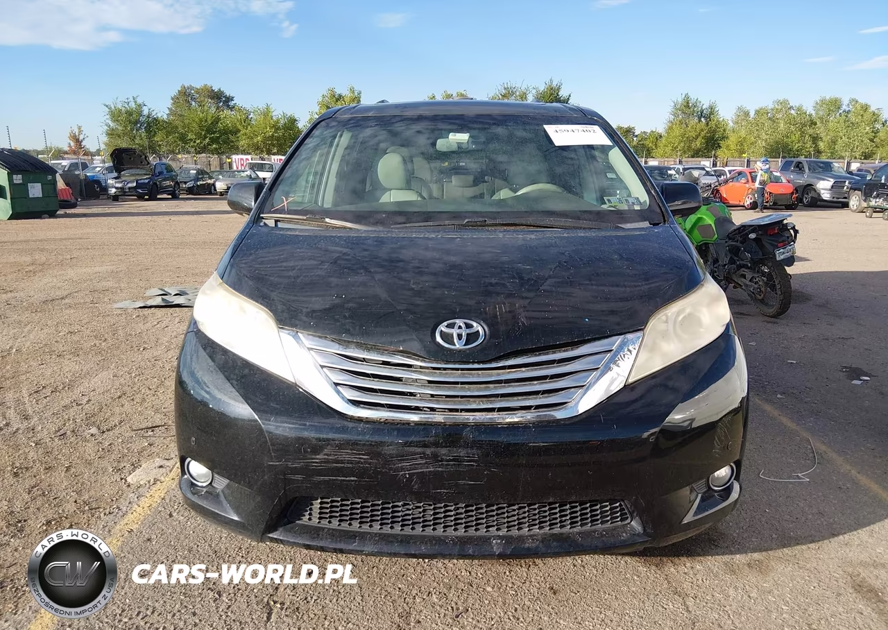 2011 Toyota Sienna Limited VIN:5TDDK3DC7BS002894 - 13