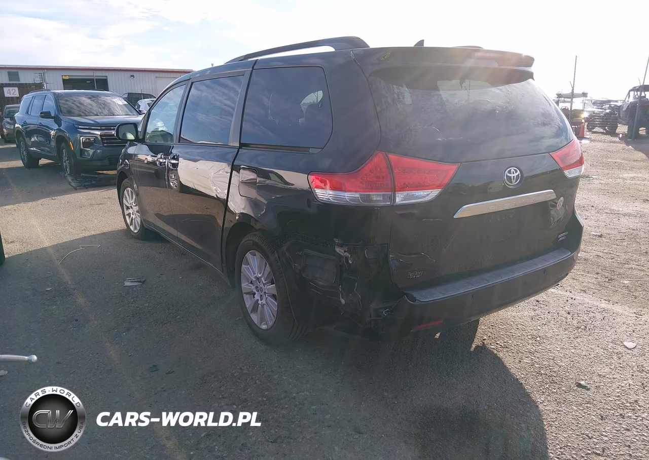 2011 Toyota Sienna Limited VIN:5TDDK3DC7BS002894 - 3