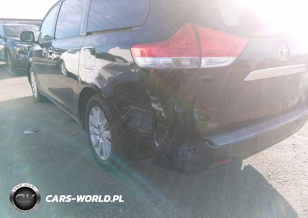2011 Toyota Sienna Limited VIN:5TDDK3DC7BS002894 - 6