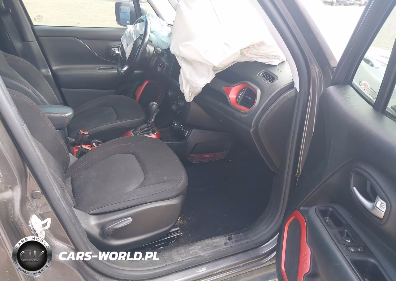 2019 Jeep Renegade Trailhawk 4X4 VIN:ZACNJBC13KPK48210 - 5