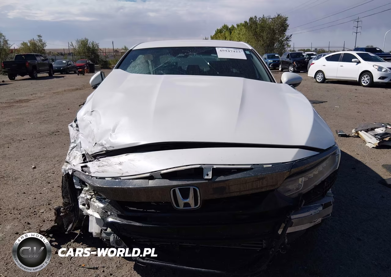 2018 Honda Accord Sport VIN:1HGCV1F32JA251136 - 13
