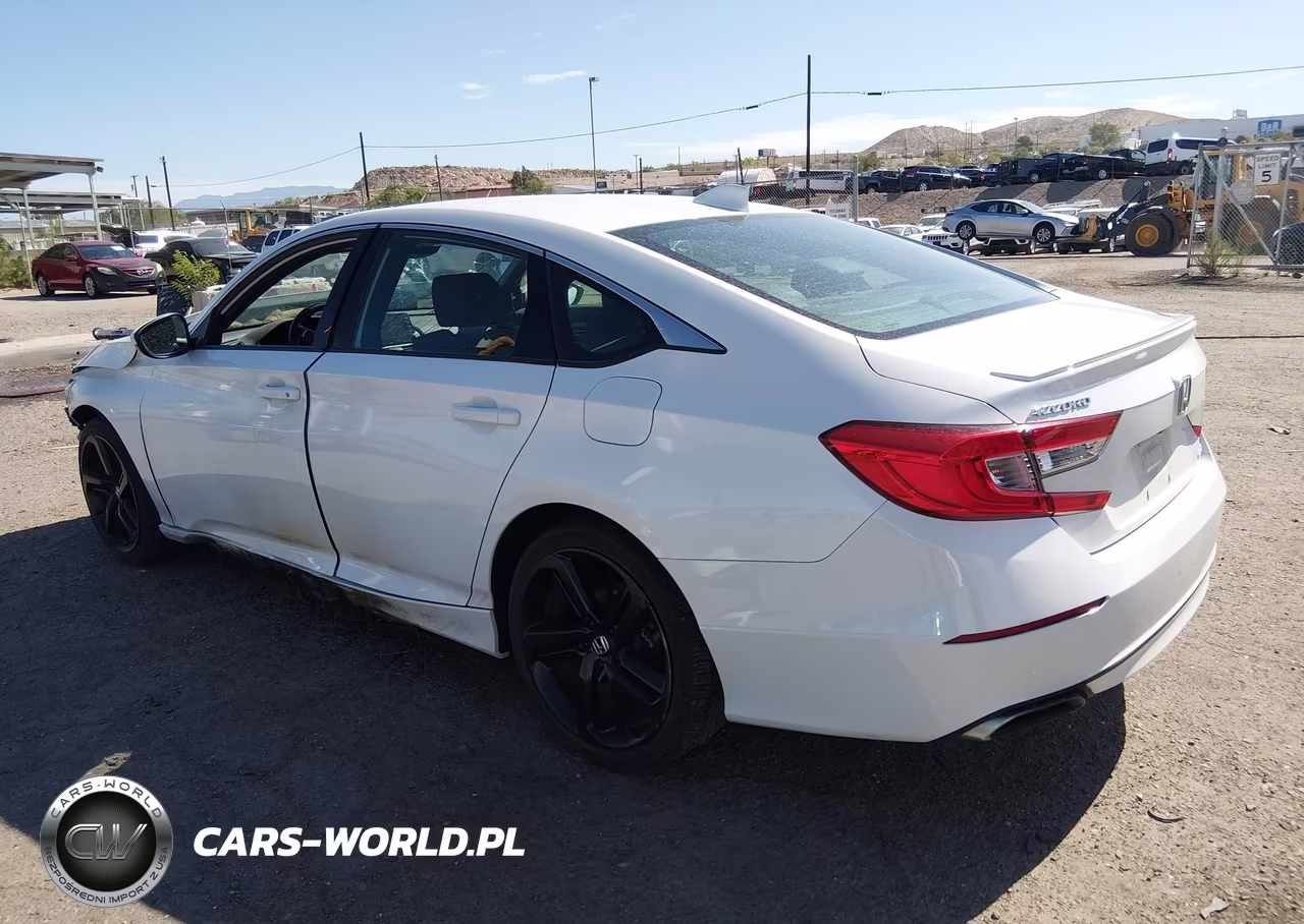 2018 Honda Accord Sport VIN:1HGCV1F32JA251136 - 3