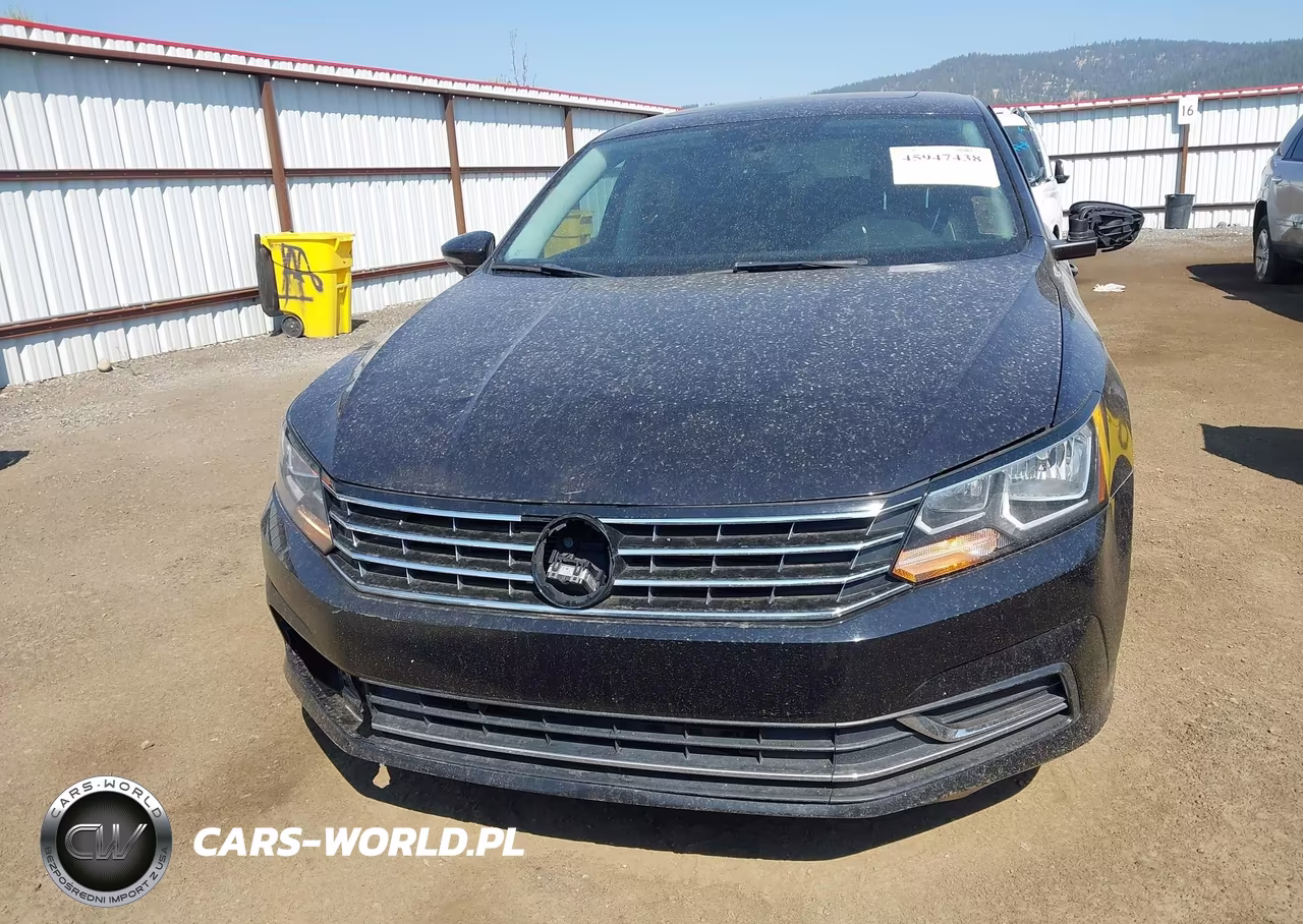 2019 Volkswagen Passat 2.0T Wolfsburg Edition VIN:1VWLA7A37KC004718 - 13
