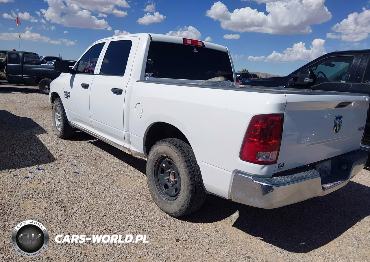 2022 Ram 1500 Classic Tradesman 4X4 5'7 Box VIN:3C6RR7KG5NG259433 - 3