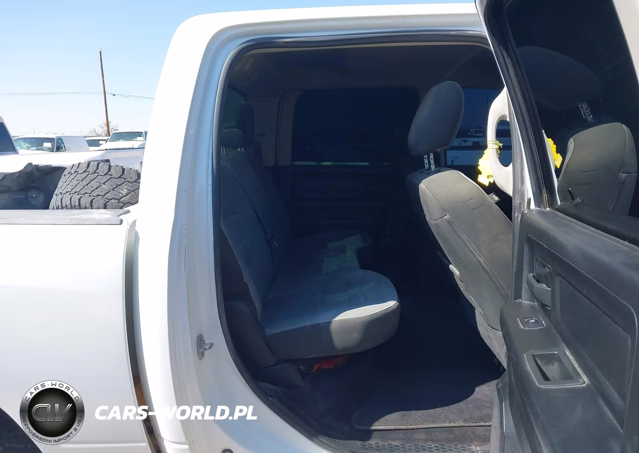 2022 Ram 1500 Classic Tradesman 4X4 5'7 Box VIN:3C6RR7KG5NG259433 - 8