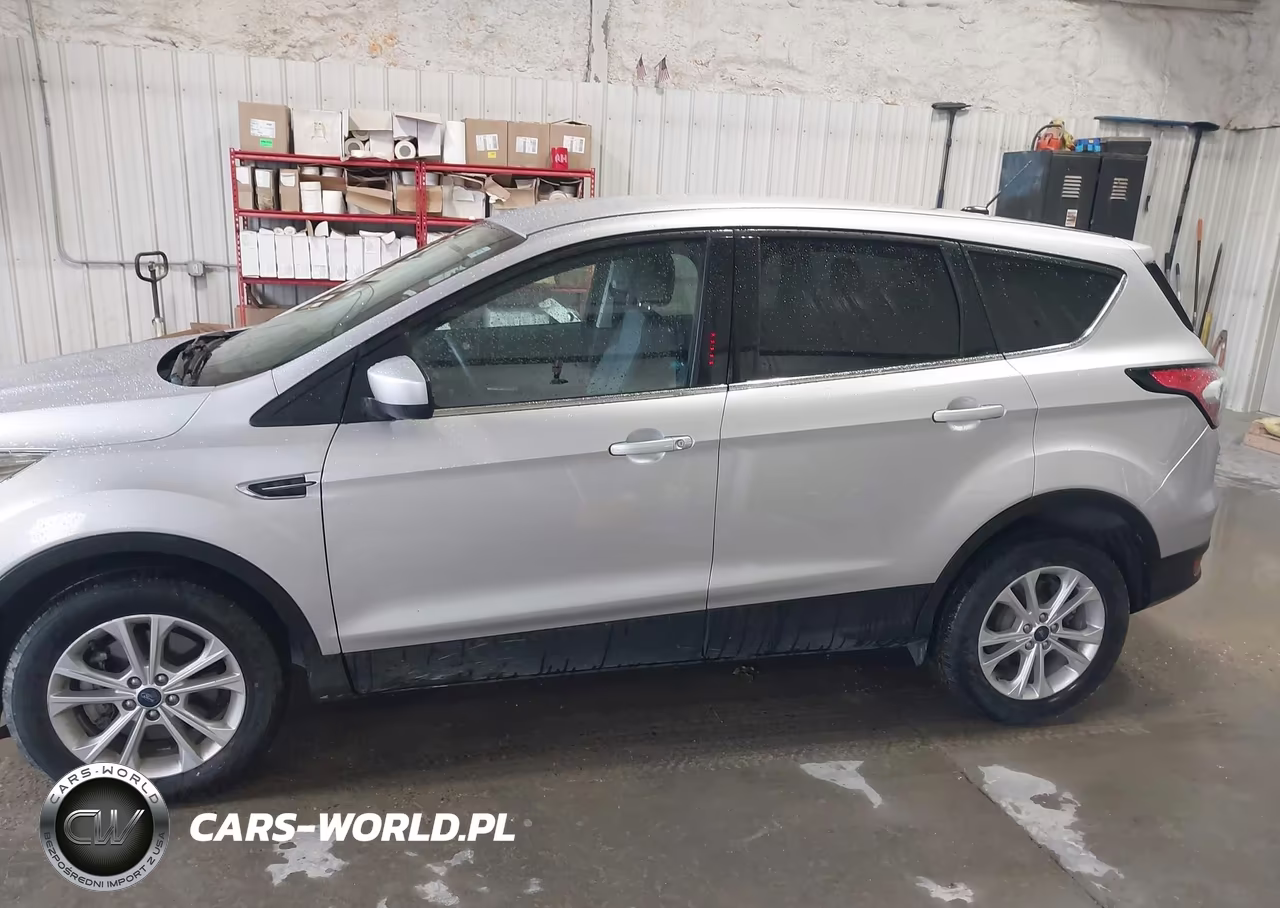 2017 Ford Escape Se VIN:1FMCU9GD1HUA69830 - 14
