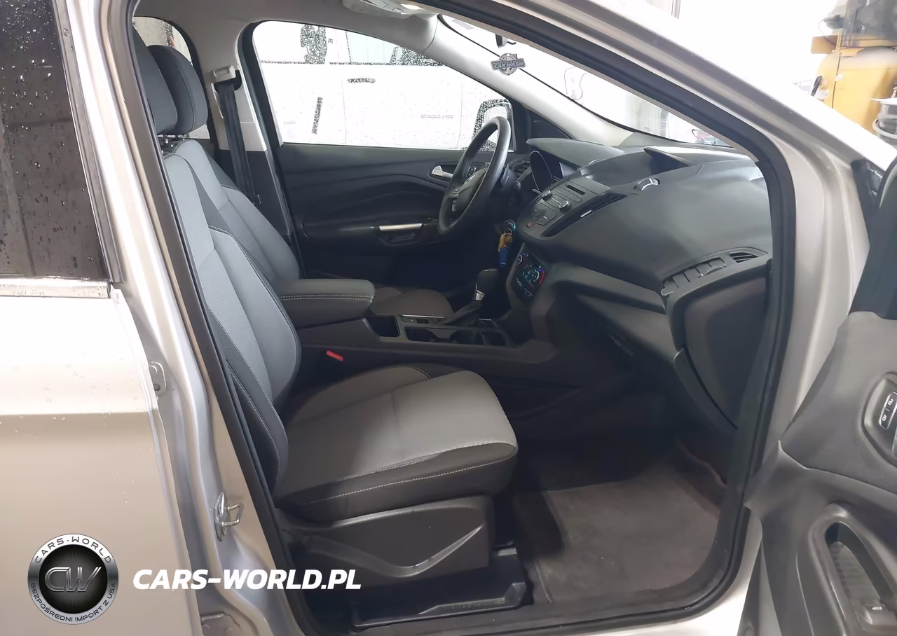 2017 Ford Escape Se VIN:1FMCU9GD1HUA69830 - 5