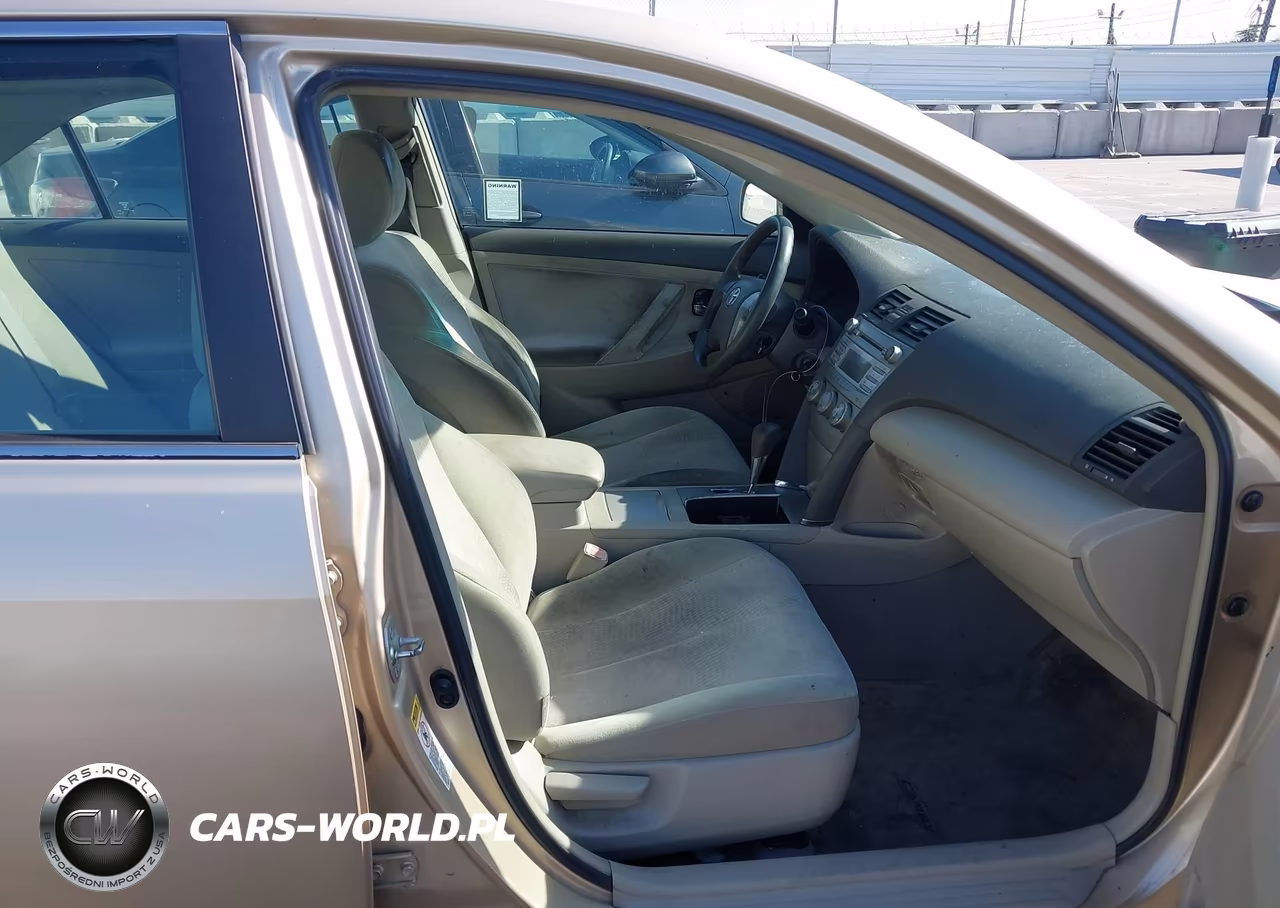 2010 Toyota Camry Le VIN:4T4BF3EK6AR010336 - 5