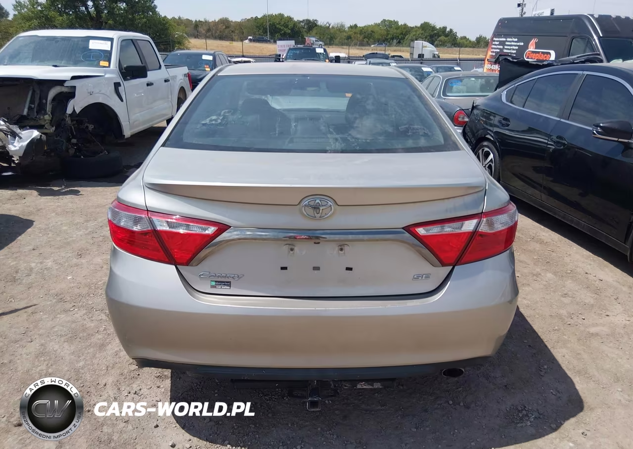 2017 Toyota Camry Se VIN:4T1BF1FK1HU651806 - 16