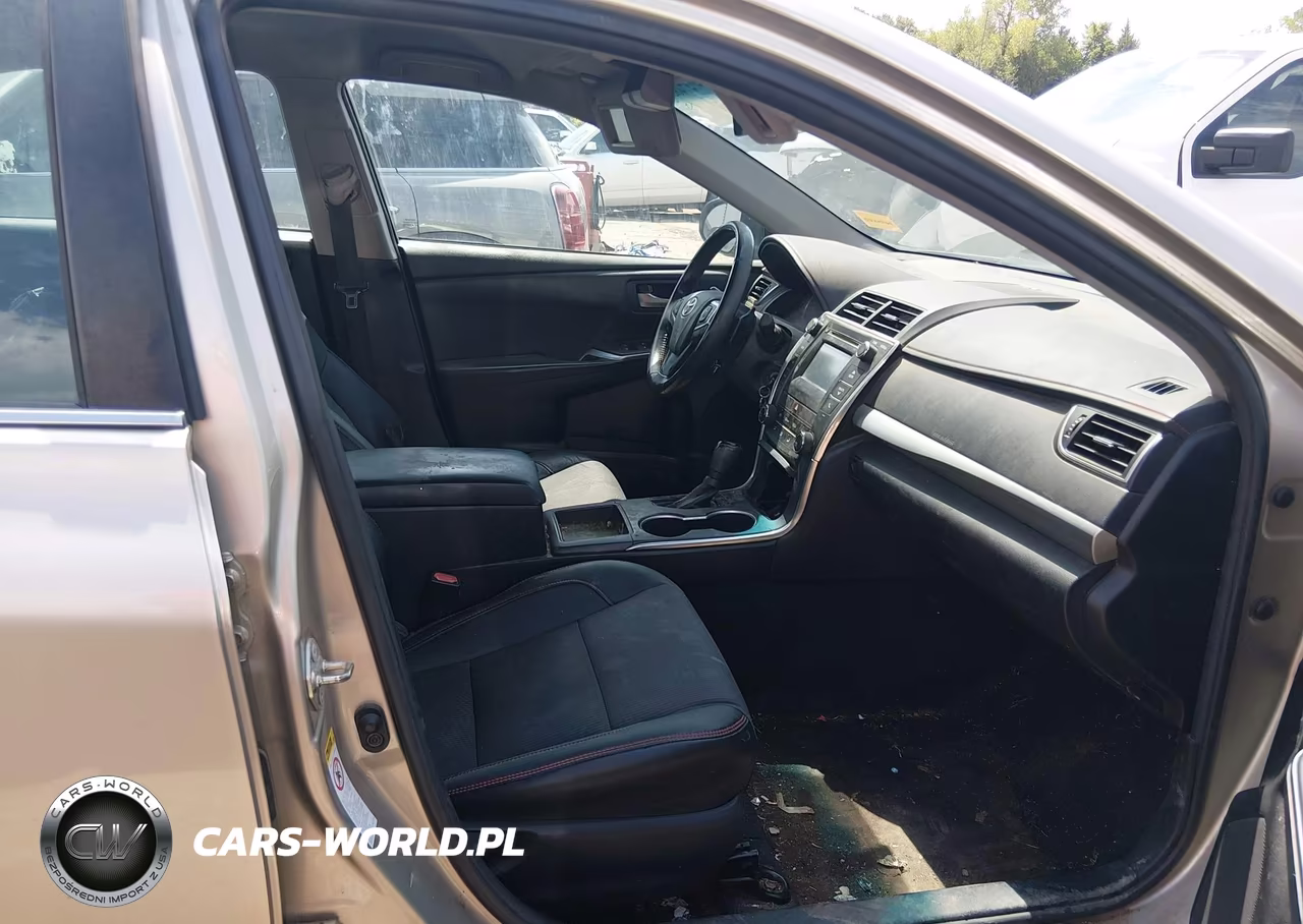 2017 Toyota Camry Se VIN:4T1BF1FK1HU651806 - 5