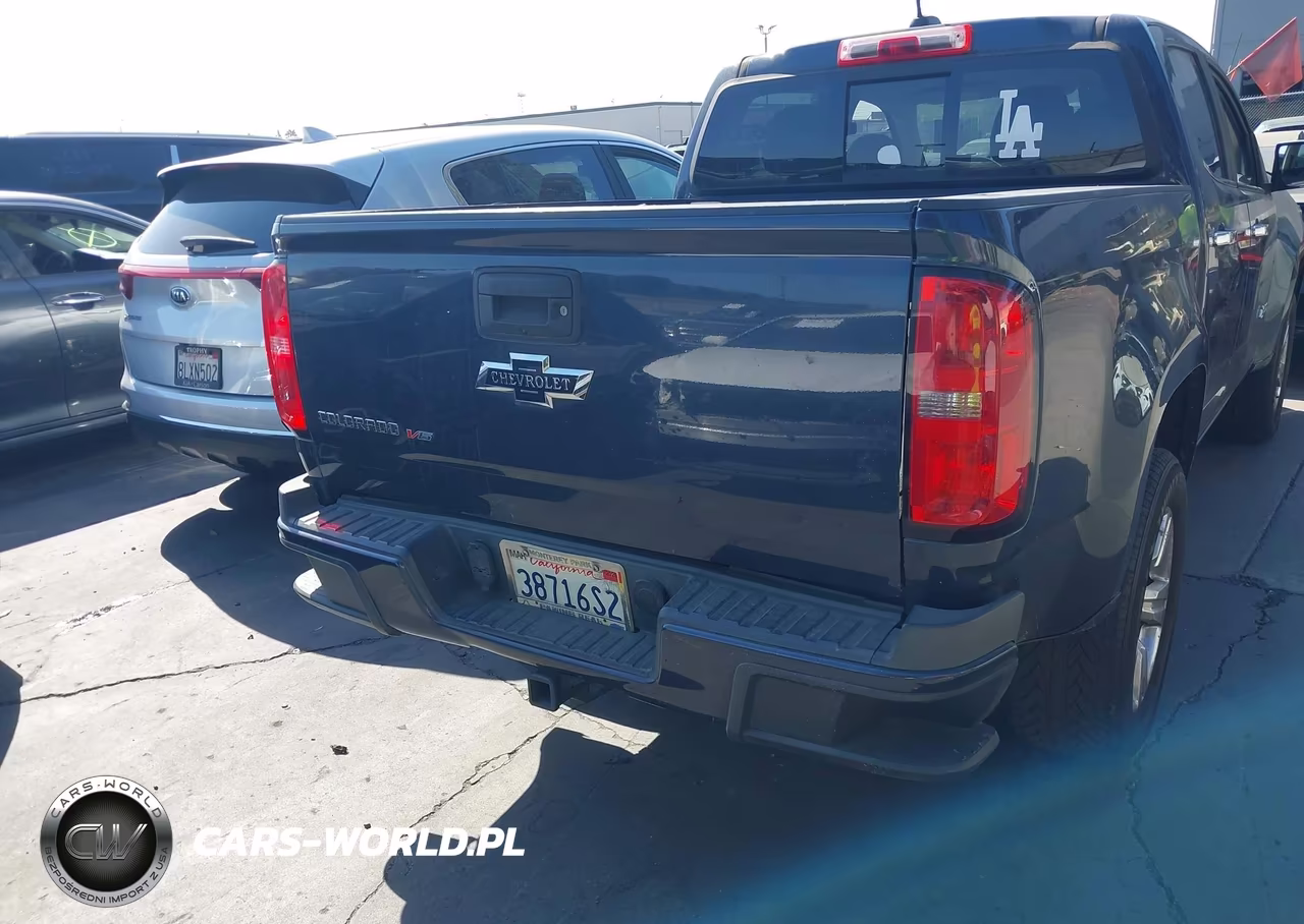 2018 Chevrolet Colorado Z71 VIN:1GCGSDEN1J1298123 - 16