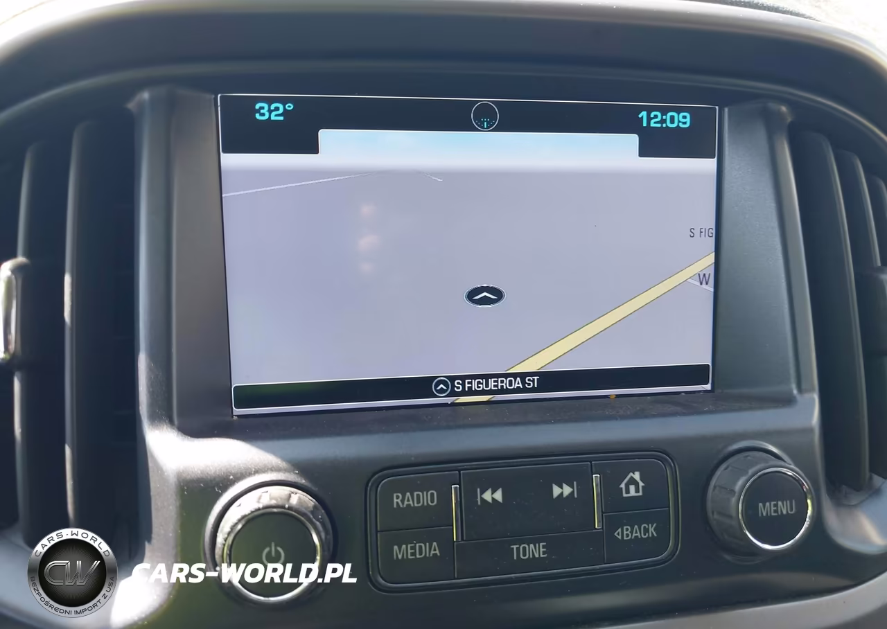 2018 Chevrolet Colorado Z71 VIN:1GCGSDEN1J1298123 - 21