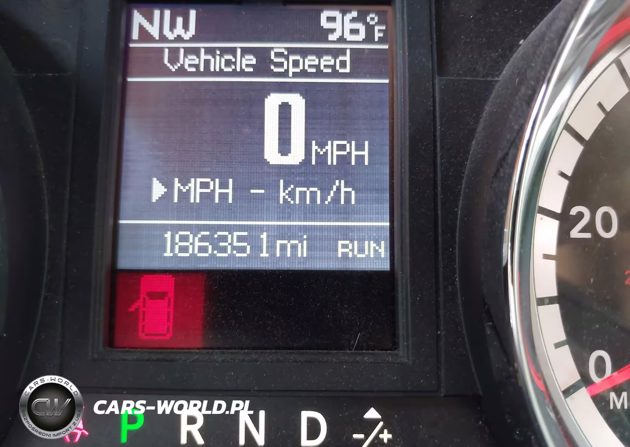 2018 Dodge Grand Caravan Gt VIN:2C4RDGEG3JR283608 - 15