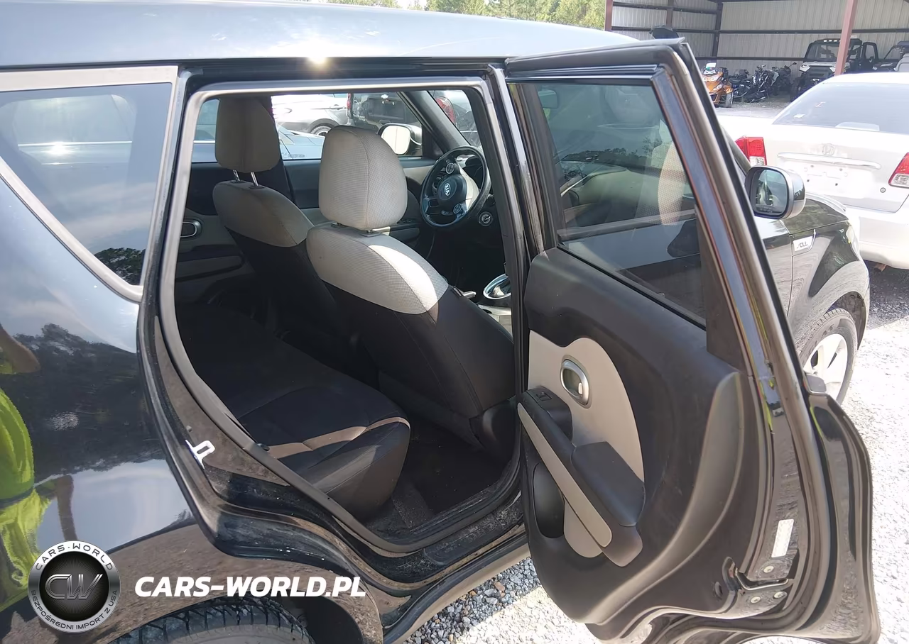 2016 Kia Soul VIN:KNDJN2A22G7330015 - 8