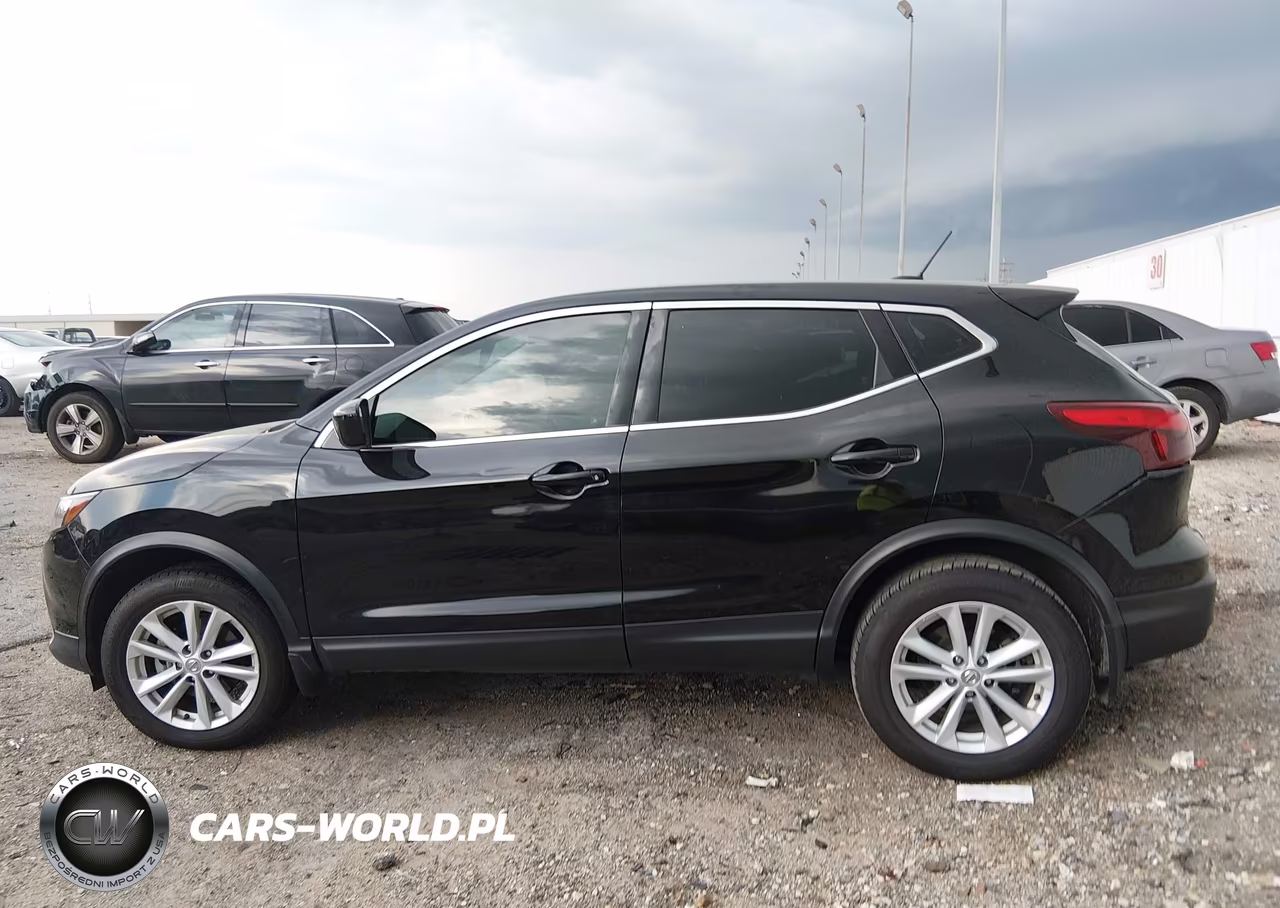 2018 Nissan Rogue Sport S VIN:JN1BJ1CP8JW180513 - 13