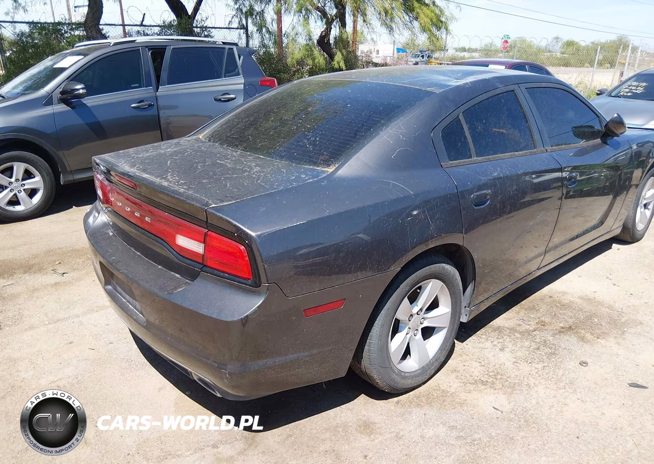 2014 Dodge Charger Se VIN:2C3CDXBG8EH256463 - 4
