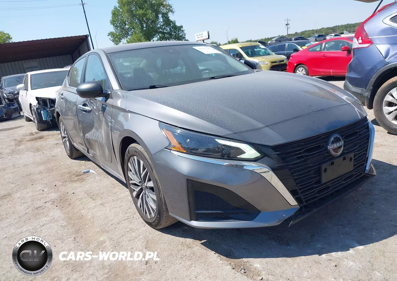 2025 Nissan Altima Sv Fwd
