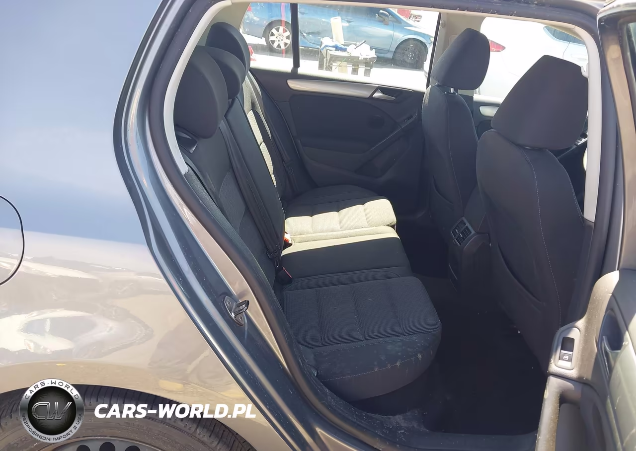2012 Volkswagen Golf 2.5L 4-Door VIN:WVWDB7AJ0CW249766 - 8