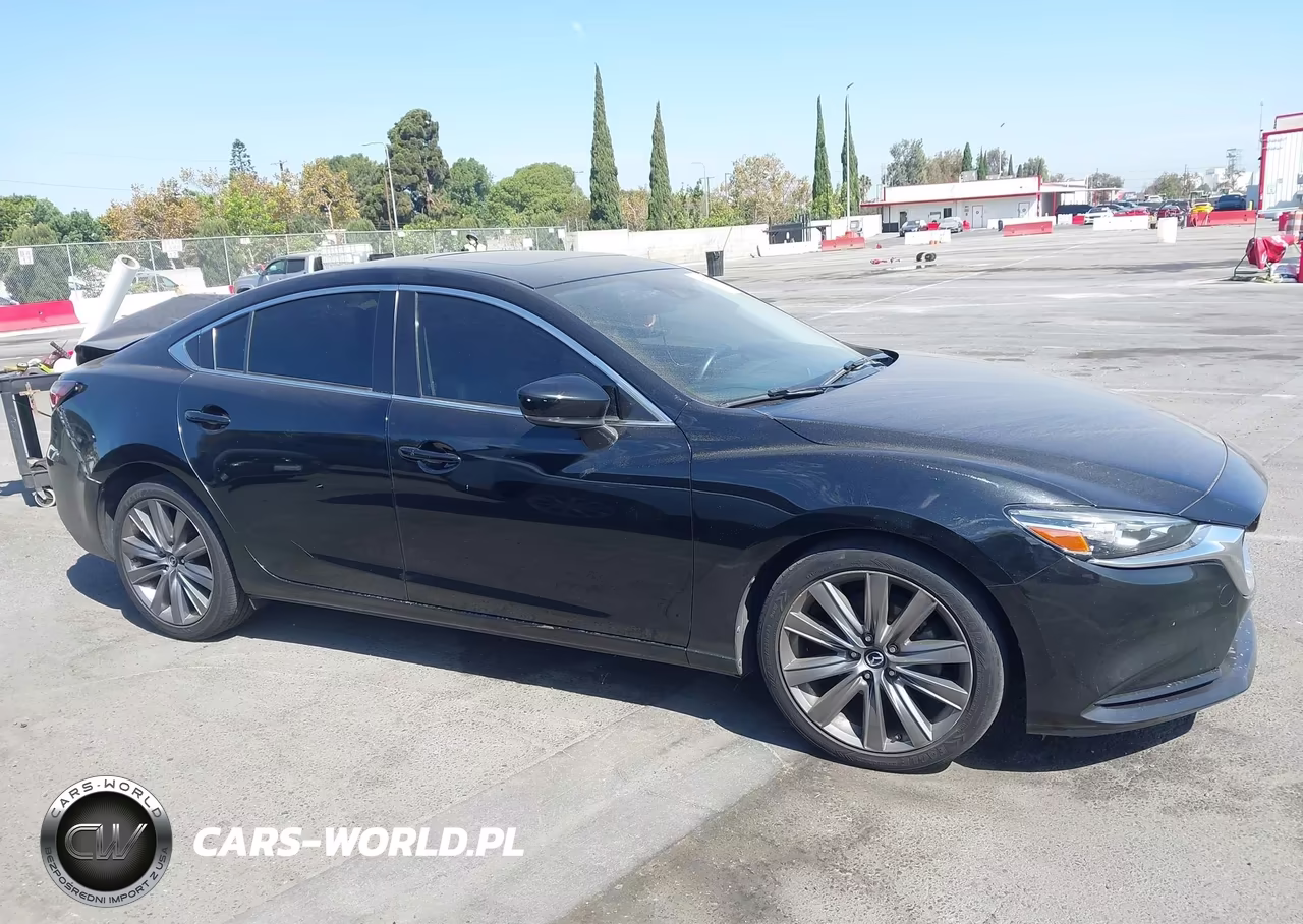 2018 Mazda Mazda6 Touring VIN:JM1GL1VM6J1307725 - 13