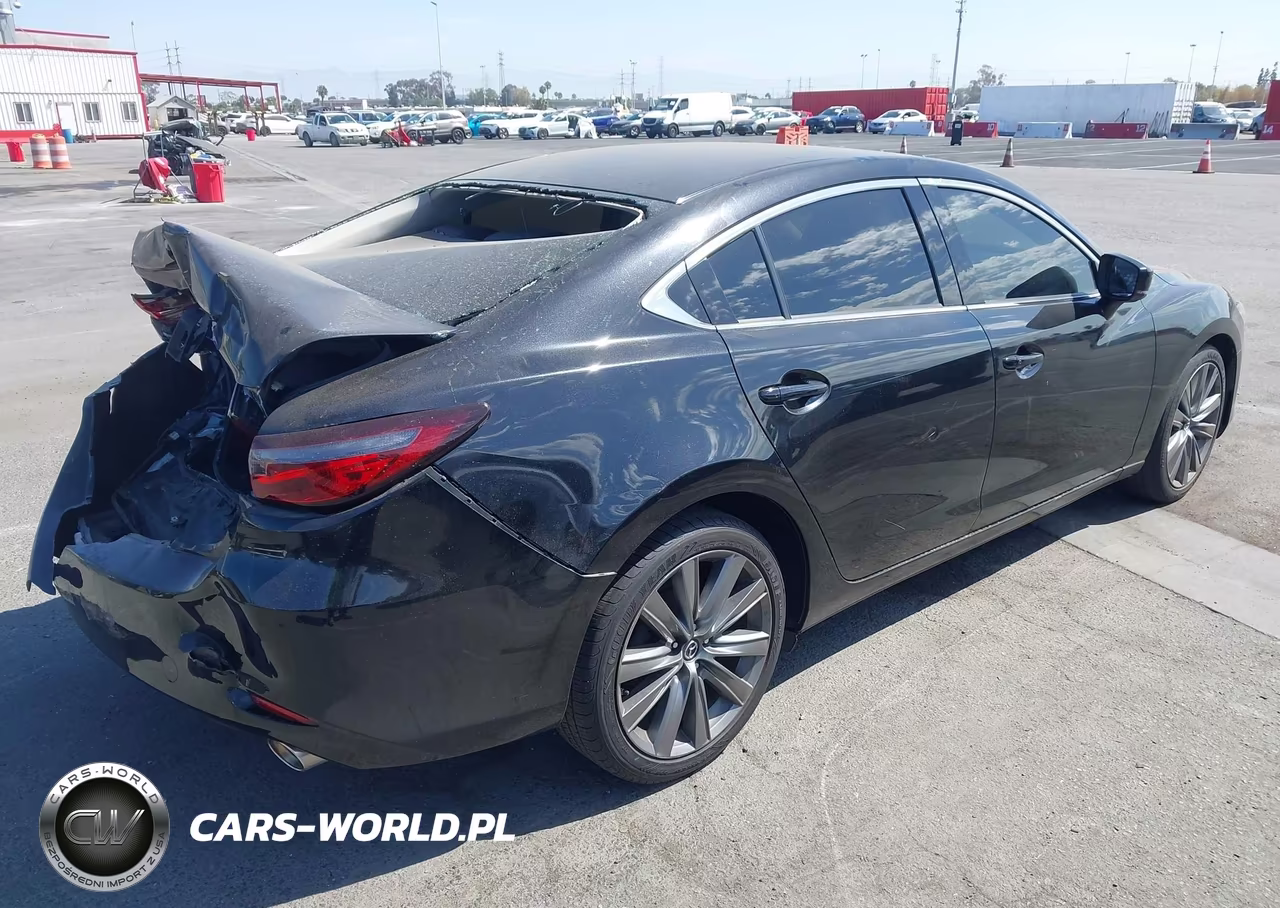 2018 Mazda Mazda6 Touring VIN:JM1GL1VM6J1307725 - 4