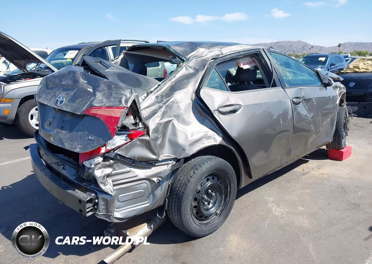 2019 Toyota Corolla Le VIN:2T1BURHE6KC182443 - 4