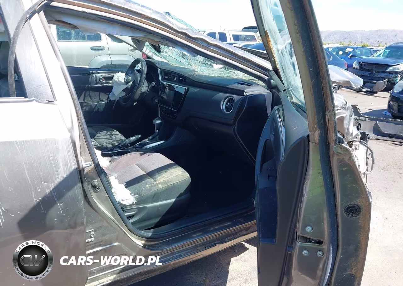 2019 Toyota Corolla Le VIN:2T1BURHE6KC182443 - 5