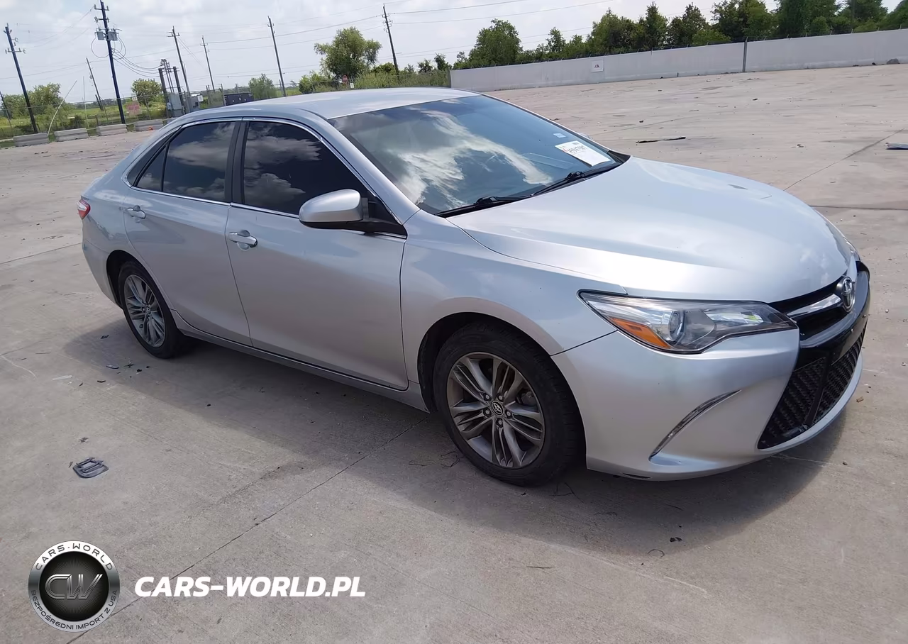 2016 Toyota Camry Se VIN:4T1BF1FK3GU552421 - 1