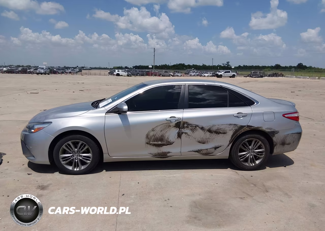 2016 Toyota Camry Se VIN:4T1BF1FK3GU552421 - 14