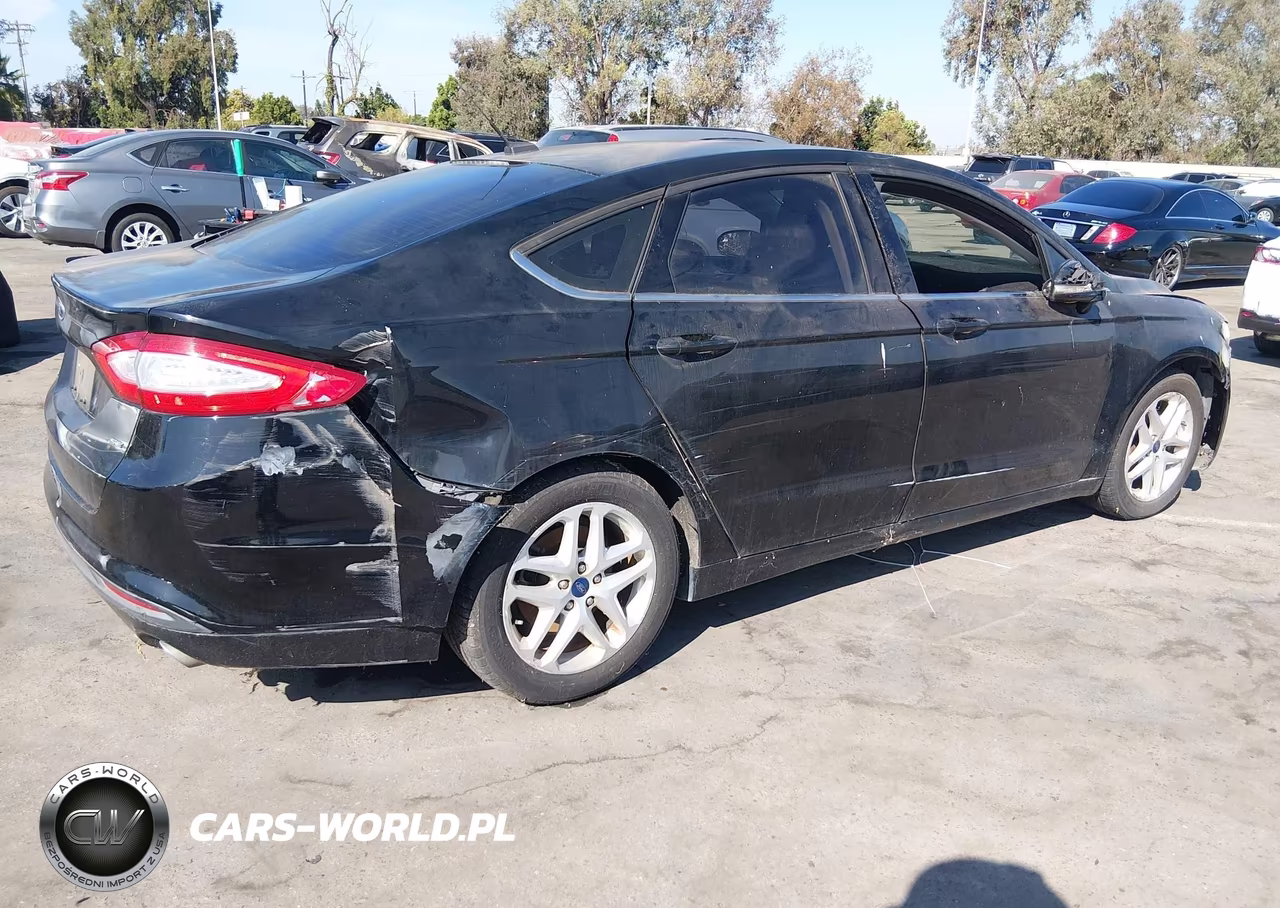2016 Ford Fusion Se VIN:3FA6P0H71GR118324 - 4