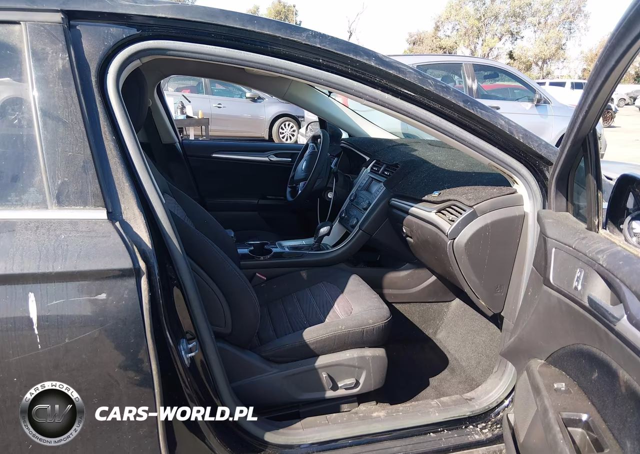 2016 Ford Fusion Se VIN:3FA6P0H71GR118324 - 5