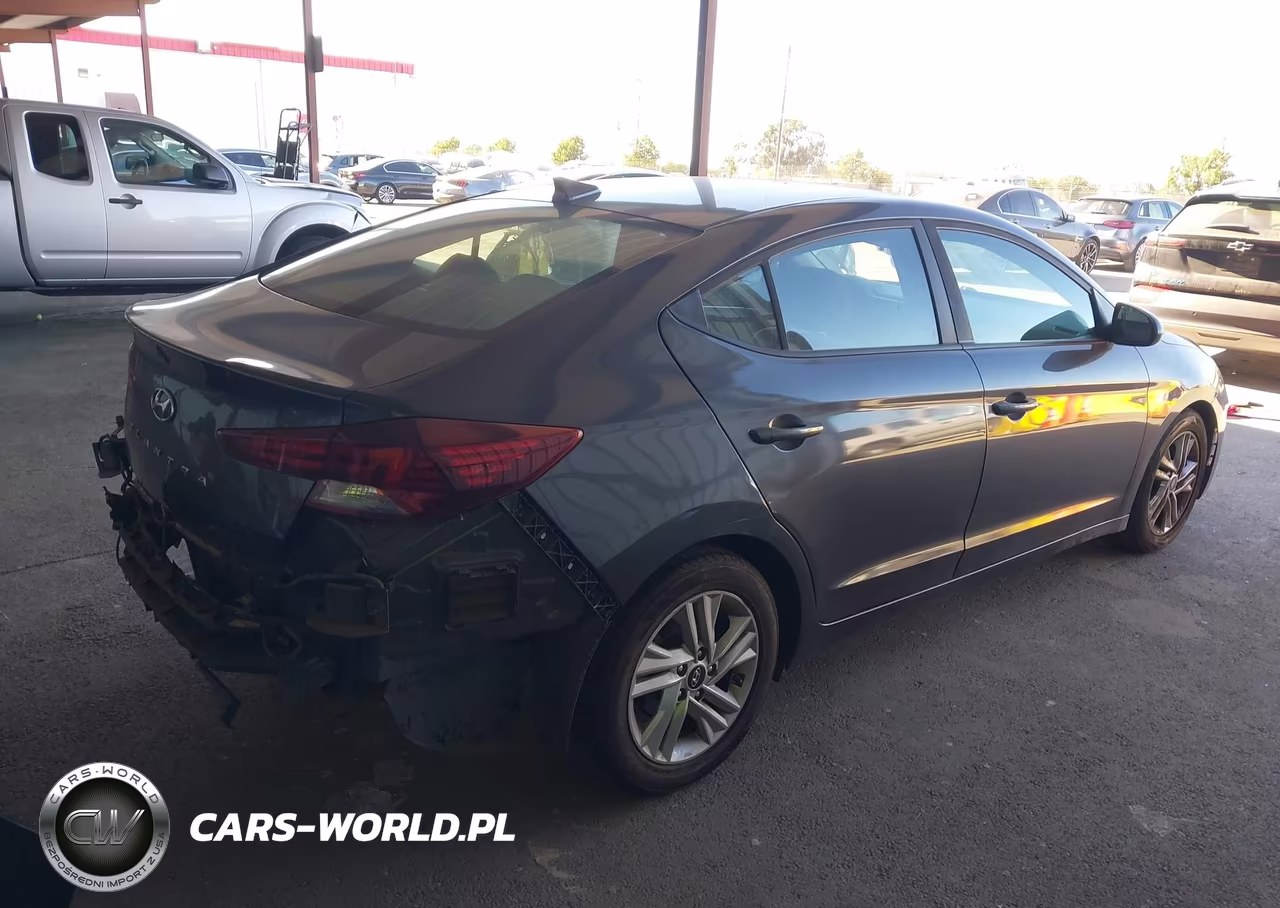 2020 Hyundai Elantra Sel VIN:5NPD84LF5LH572531 - 4