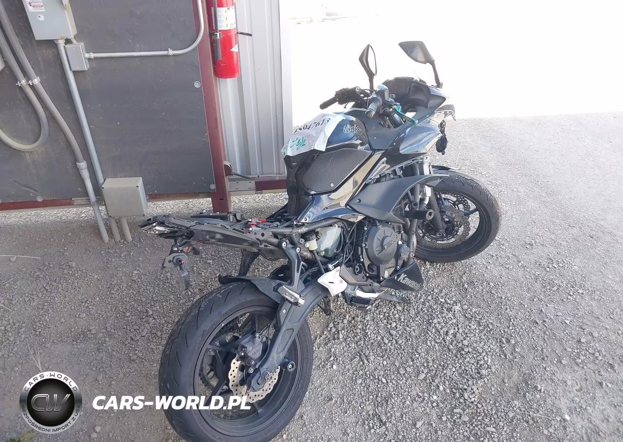 2017 Kawasaki Ex650 F VIN:JKAEXEK17HDA05430 - 4