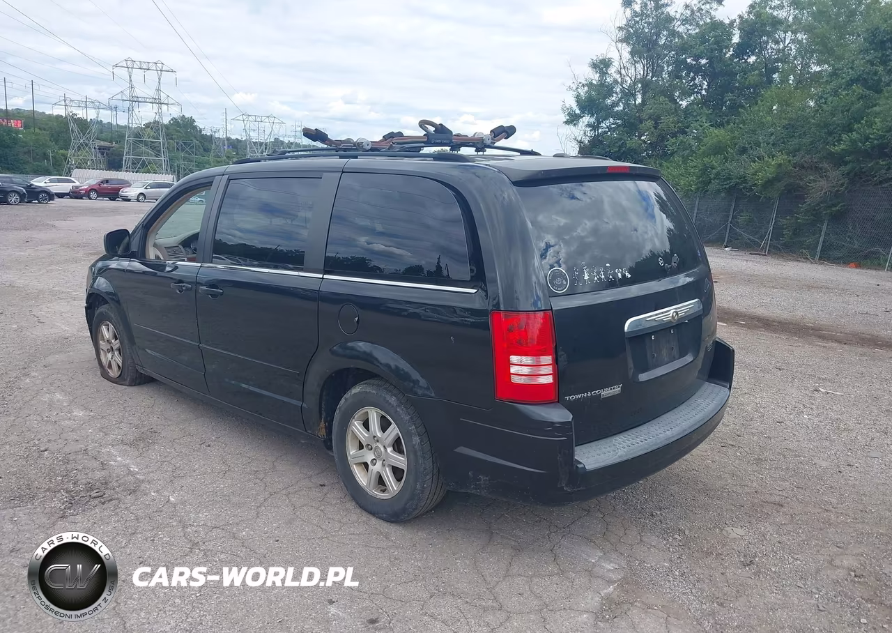 2008 Chrysler Town & Country Touring VIN:2A8HR54P98R828829 - 3