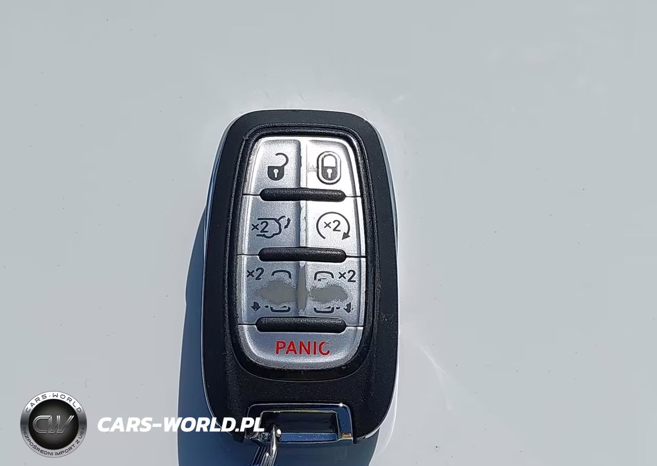 2025 Chrysler Pacifica Select VIN:2C4RC1BG4SR560420 - 11