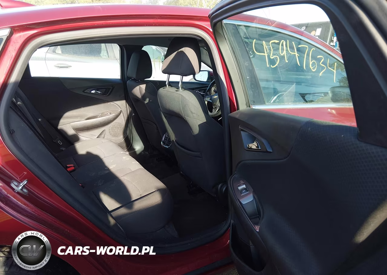 2018 Chevrolet Malibu Lt VIN:1G1ZD5STXJF115891 - 8