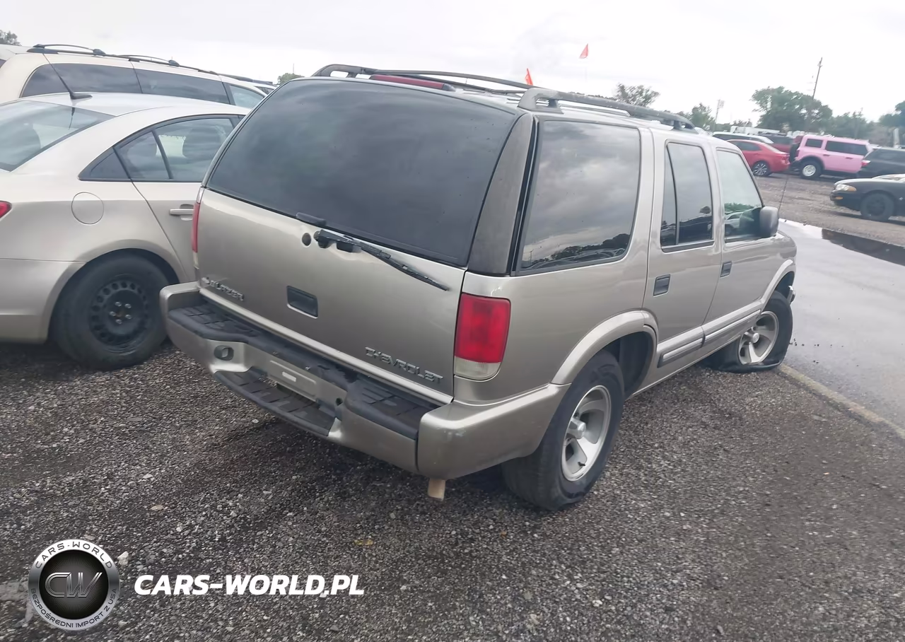 2000 Chevrolet Blazer Ls VIN:1GNCS13W4Y2187005 - 4