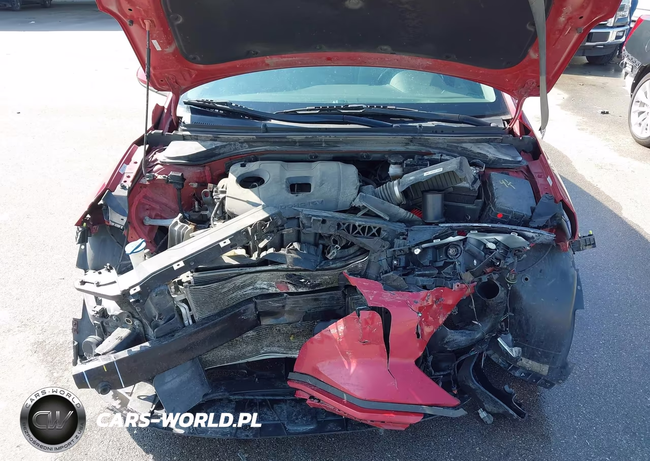2019 Hyundai Elantra Value Edition VIN:KMHD84LF2KU763713 - 10