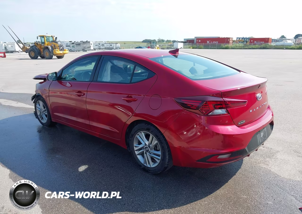 2019 Hyundai Elantra Value Edition VIN:KMHD84LF2KU763713 - 3