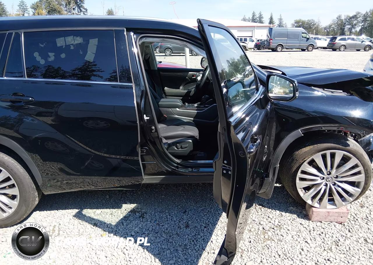 2023 Toyota Highlander Platinum VIN:5TDKDRBH7PS518604 - 5