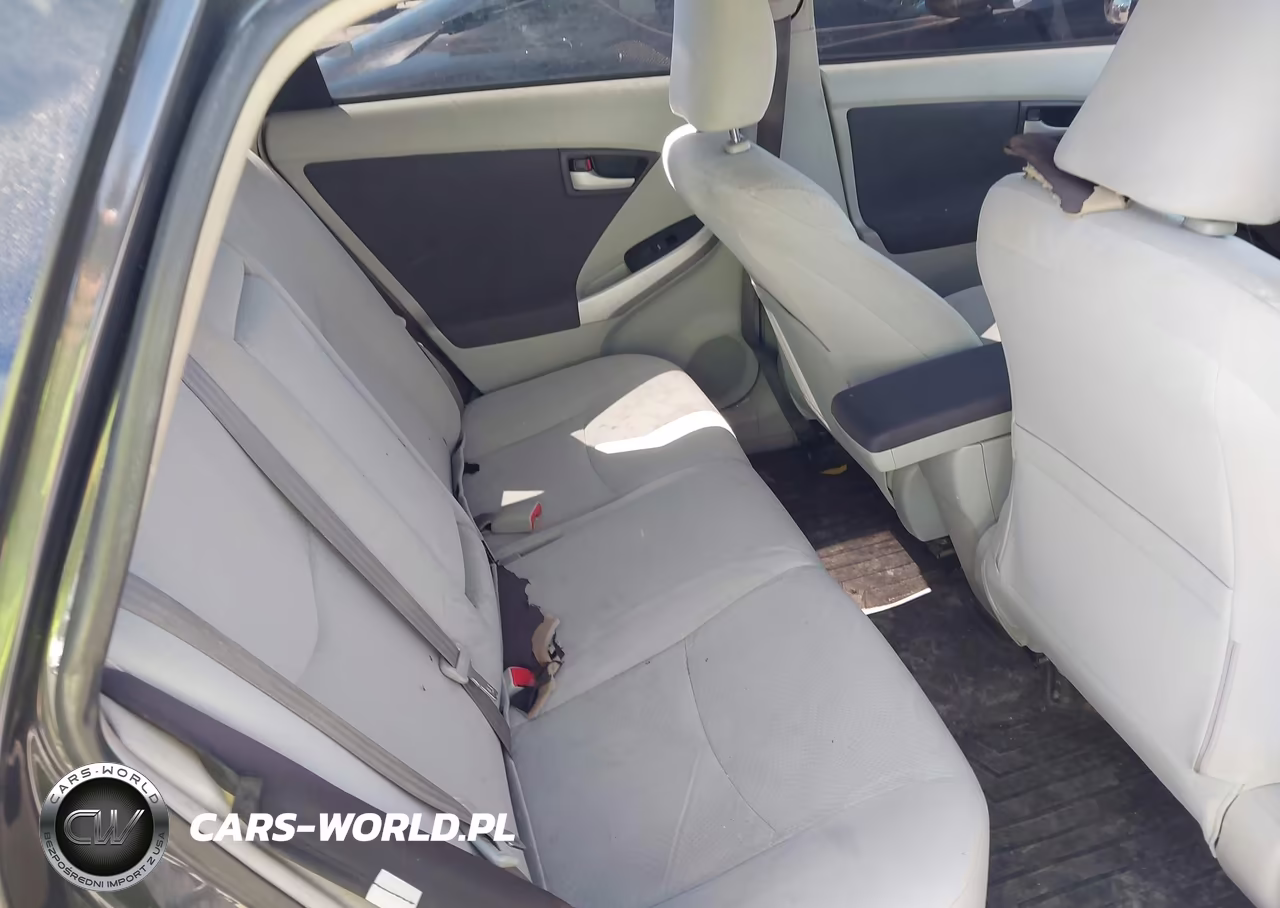 2011 Toyota Prius Two VIN:JTDKN3DU4B1476905 - 8