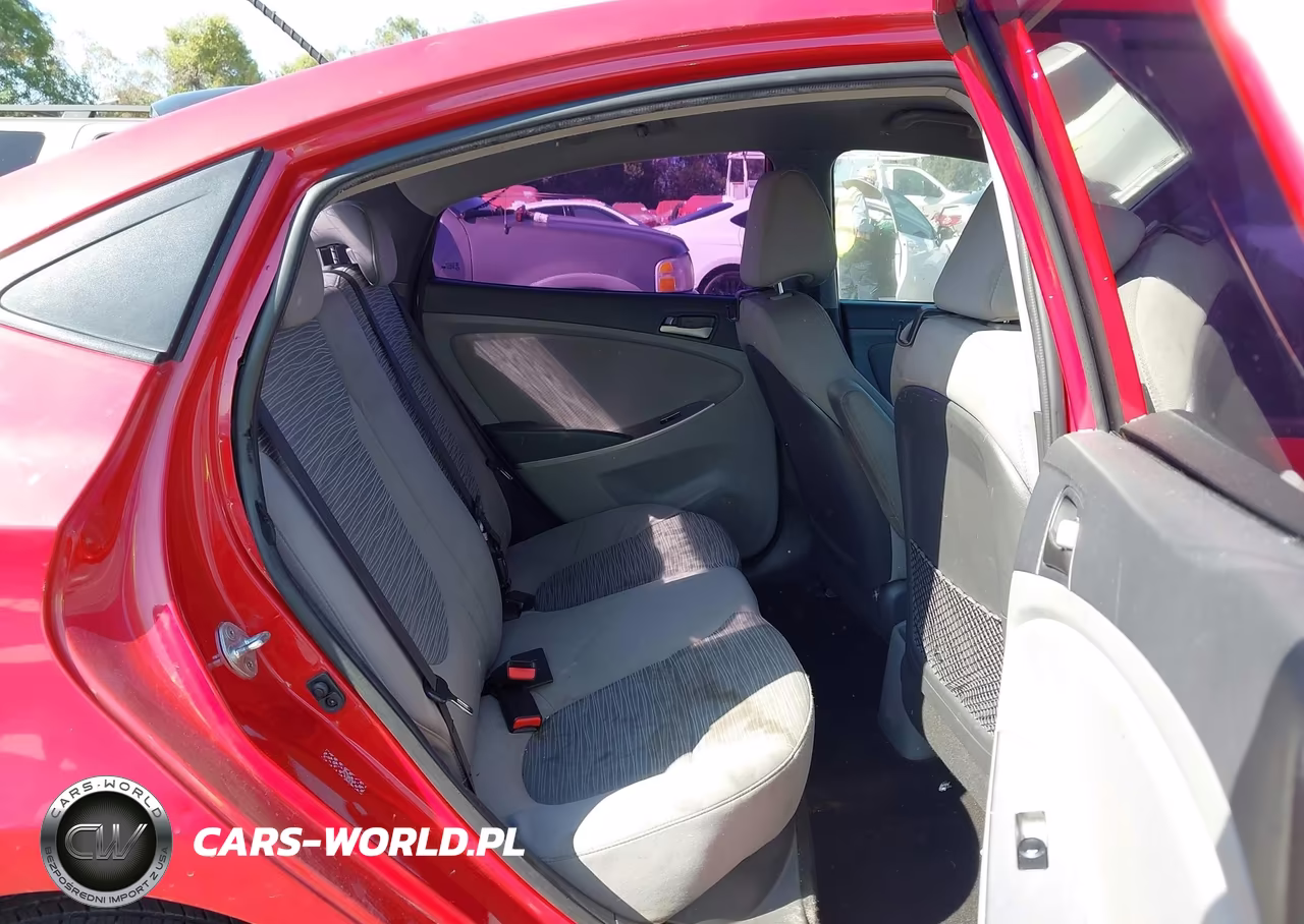 2015 Hyundai Accent Gls VIN:KMHCT4AE4FU935363 - 8