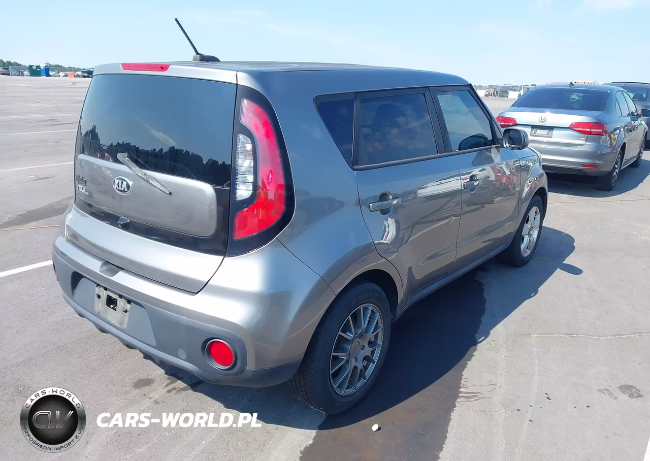 2019 Kia Soul VIN:KNDJN2A24K7668945 - 4