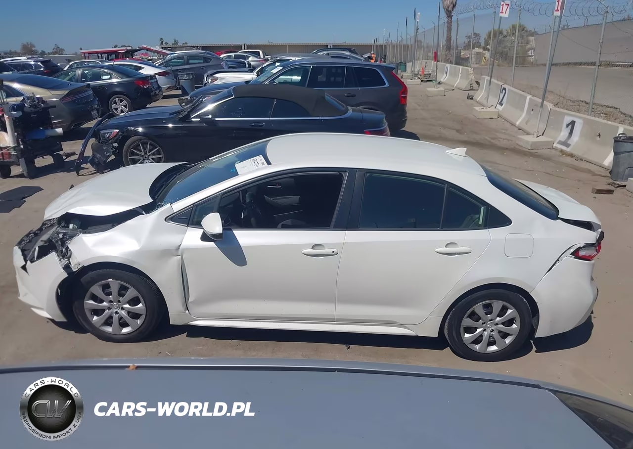 2021 Toyota Corolla Le VIN:JTDEPMAE1MJ155658 - 14