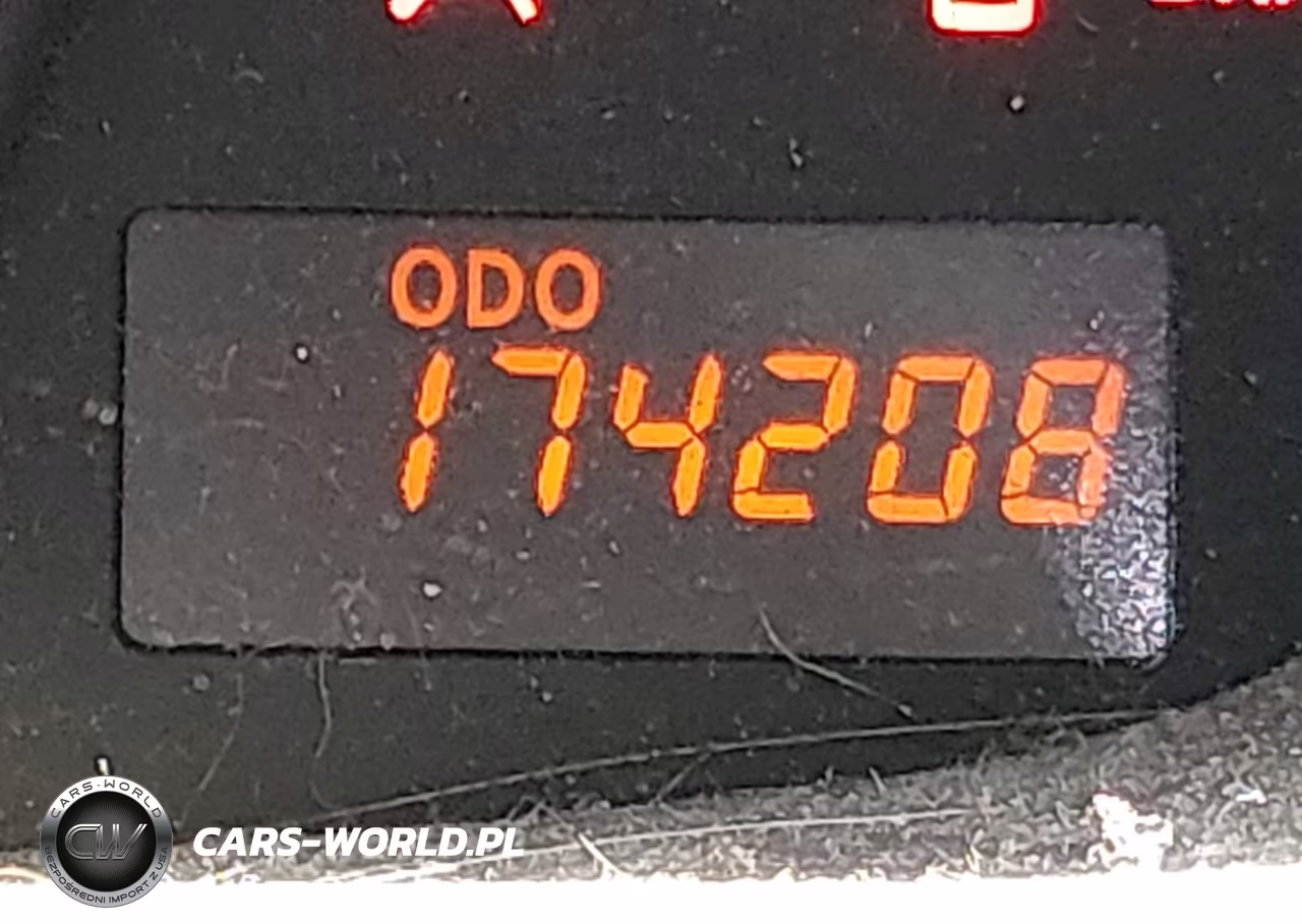 2008 Scion Xd VIN:JTKKU10488J013681 - 12
